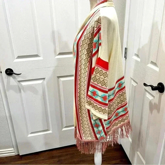Ceny open front cardigan with southwest, Aztec, western print with fring…❤️ - Picture 2 of 6